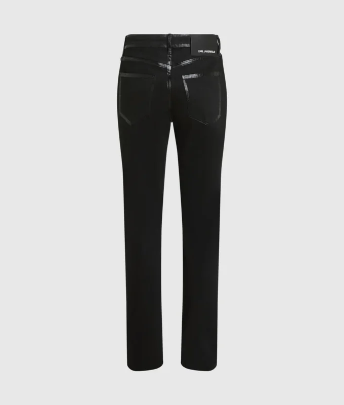 Smal jeans med metalliska detaljer