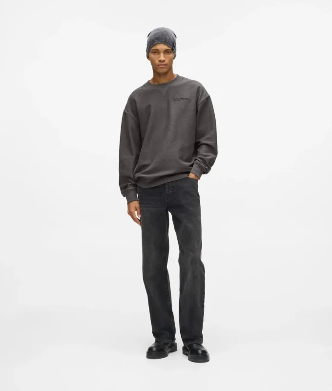 Sweatshirt med insidan utåt