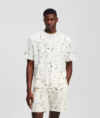 T-SHIRT MED ALL-OVER-TRYCK