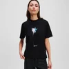 T-SHIRT MED BLOMMÖMTAL T-SHIRT MED BLOMMÖMTAL