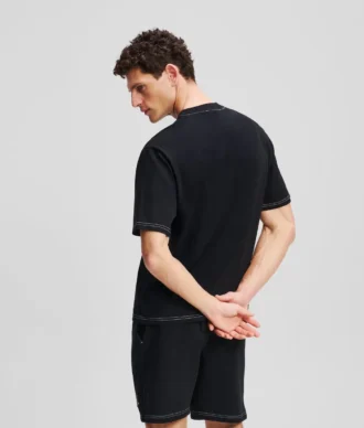 T-SHIRT MED KONTRASTERANDE SÖMMAR