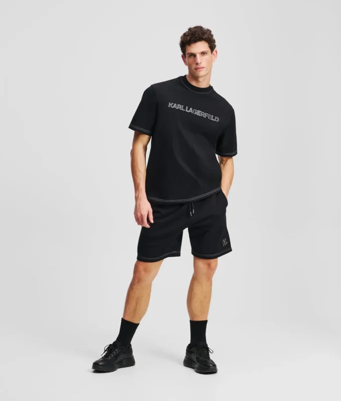 T-SHIRT MED KONTRASTERANDE SÖMMAR T-SHIRT MED KONTRASTERANDE SÖMMAR
