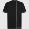 T-shirt med kontrastsömmar T-shirt med kontrastsömmar