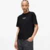 T-shirt med konturlogotyp T-shirt med konturlogotyp