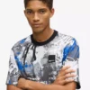 T-shirt med målarfärgseffekt över hela ytan T-shirt med målarfärgseffekt över hela ytan