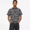 T-shirt med monogram över hela T-shirt med monogram över hela