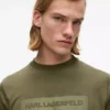T-shirt med satinlogotyp T-shirt med satinlogotyp