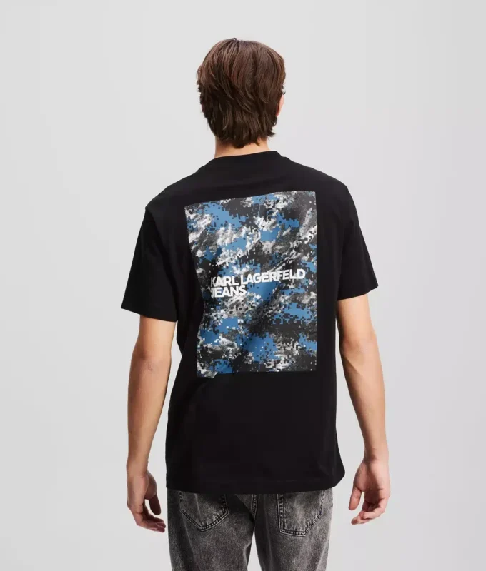 T-SHIRT MED TRYCK T-SHIRT MED TRYCK