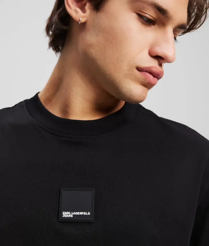 T-SHIRT MED TRYCK T-SHIRT MED TRYCK