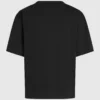 T-shirt med V-ringning och signaturbroderi i nederkant T-shirt med V-ringning och signaturbroderi i nederkant
