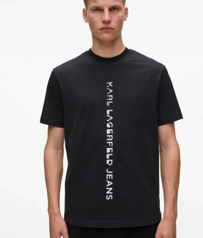 T-shirt med vertikalt logo T-shirt med vertikalt logo
