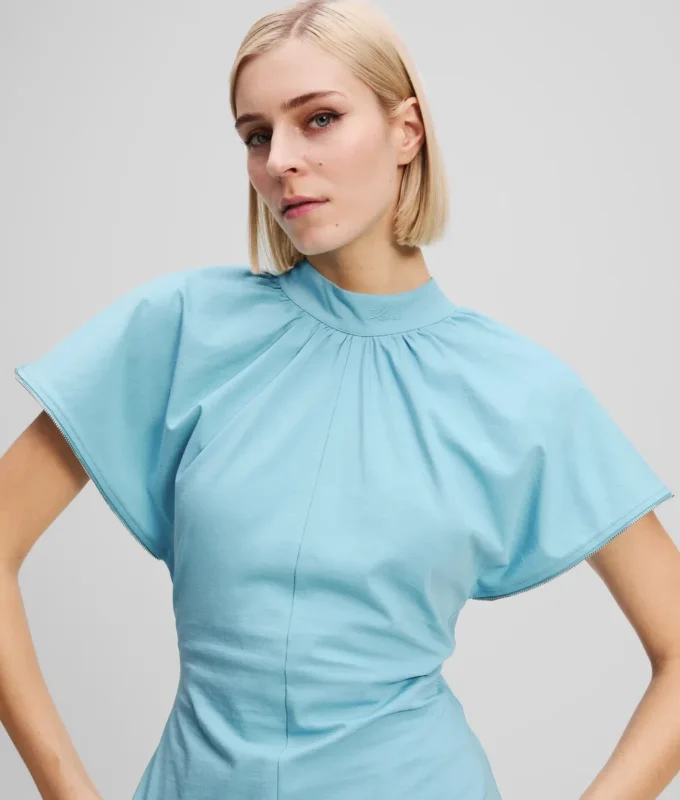 T-SHIRT MED ZIP-DETALJ T-SHIRT MED ZIP-DETALJ
