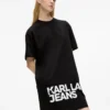 T-shirtklänning med logotyp