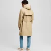 TRENCHCOAT MED HUVA