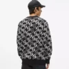 Tröja med monogram över hela ytan Tröja med monogram över hela ytan