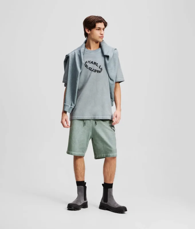 TVÄTADE SWEATSHORTS