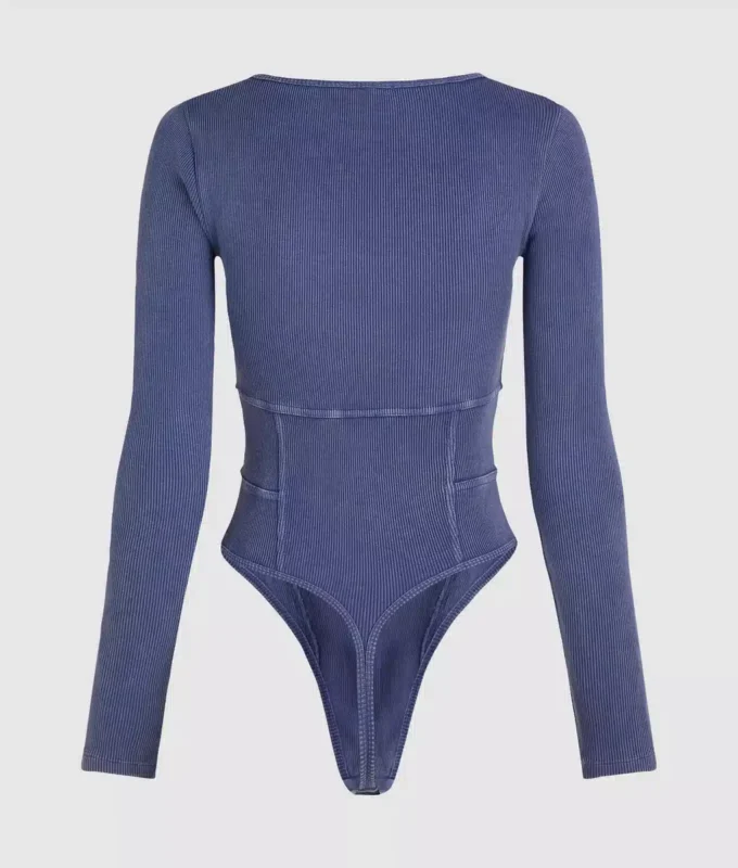 Tvättad bodysuit