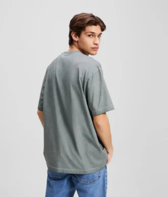 TVÄTTAD T-SHIRT
