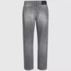 Tvättade raka jeans