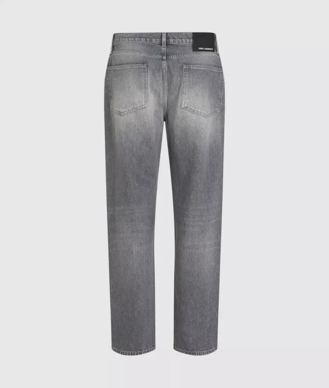Tvättade raka jeans
