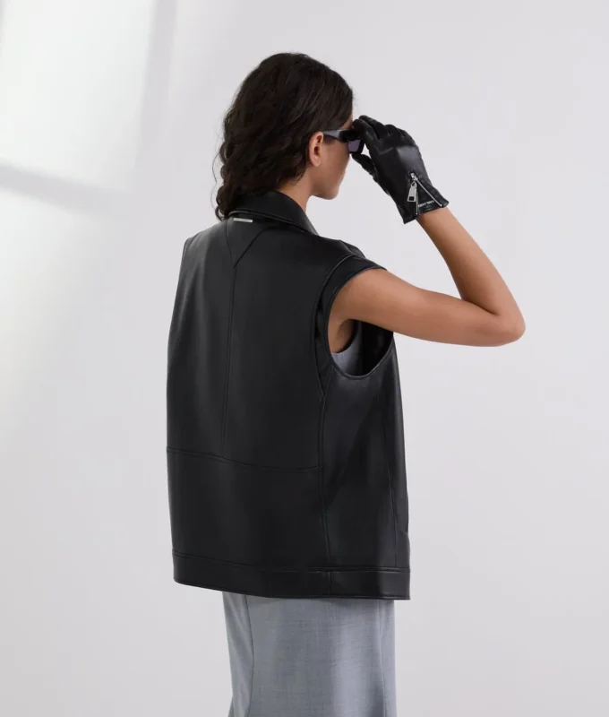 VEST I KONSTLÄDER VEST I KONSTLÄDER