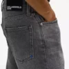 Vintage-tvättade tapered jeans Vintage-tvättade tapered jeans