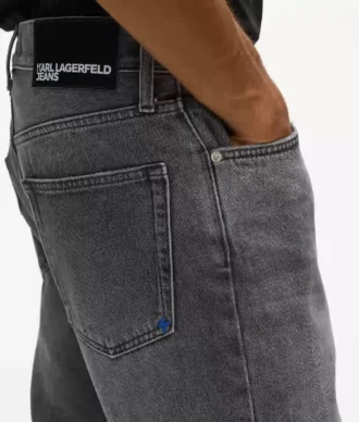 Vintage-tvättade tapered jeans