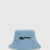 Vändbar bucket hat i denim Vändbar bucket hat i denim